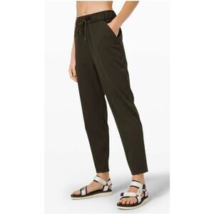 Lululemon Keep Moving 7/8 Pant Dark Olive